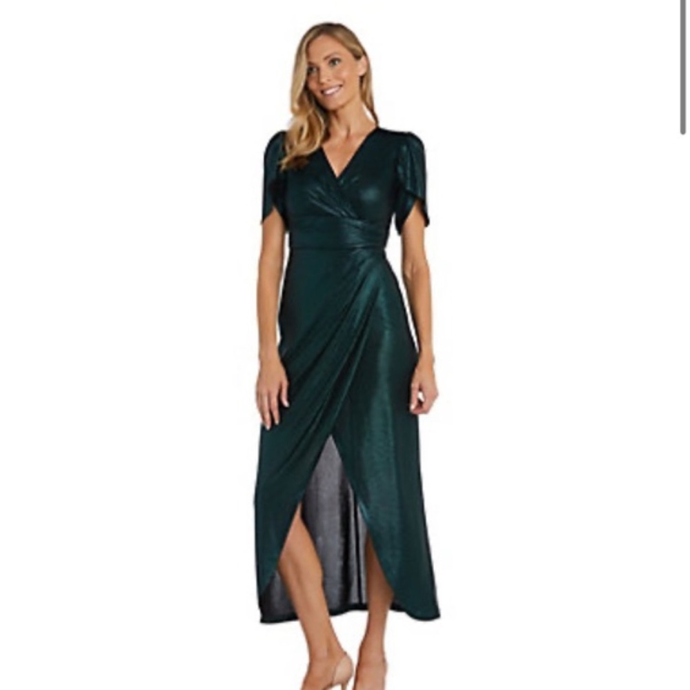 Nightway Shimmer Tulip Sleeve dress Green holiday party dress women’s sz 12